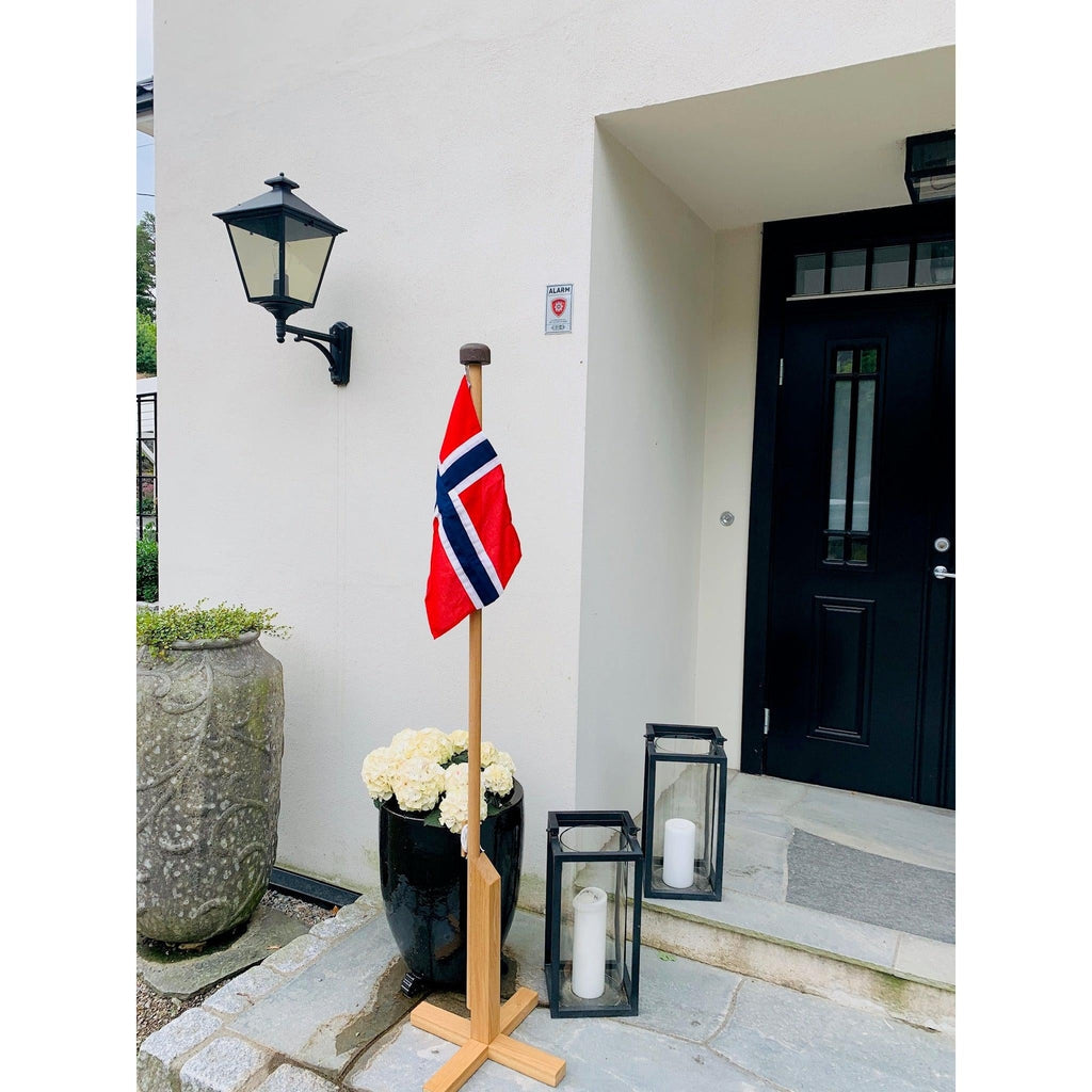 Luksus flaggstang i eik - norske flagg - ekte flaggduk - 180 cm-Flaggstenger-Langkilde & SĂžn-Kvalitetstid AS