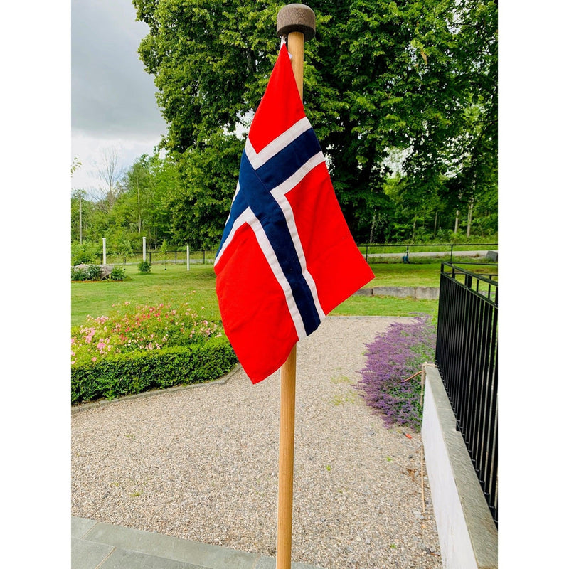 Luksus flaggstang i eik - norske flagg - ekte flaggduk - 180 cm-Flaggstenger-Langkilde & Søn-Kvalitetstid AS
