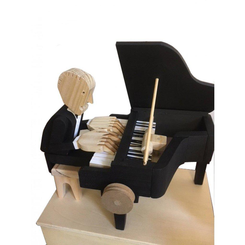 Pianist | Pianist-Byggesett-Timberkits-Kvalitetstid AS