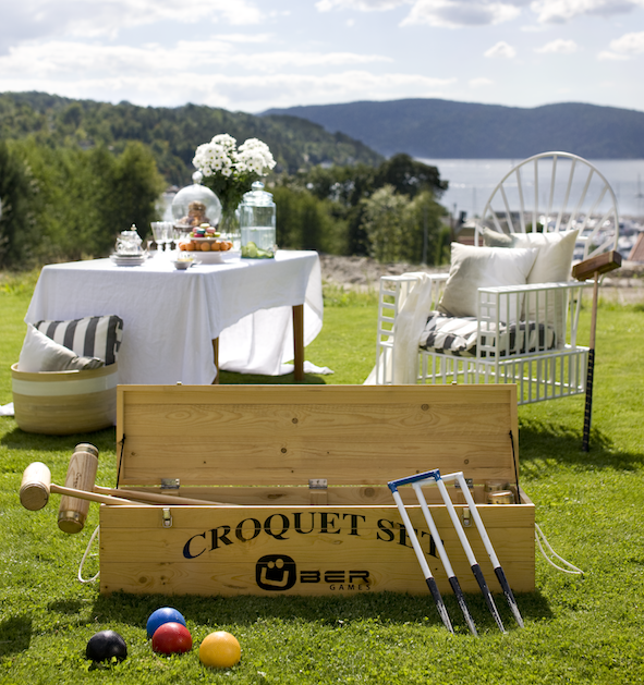 10 utespill for voksne som gjør sommerfesten morsommere