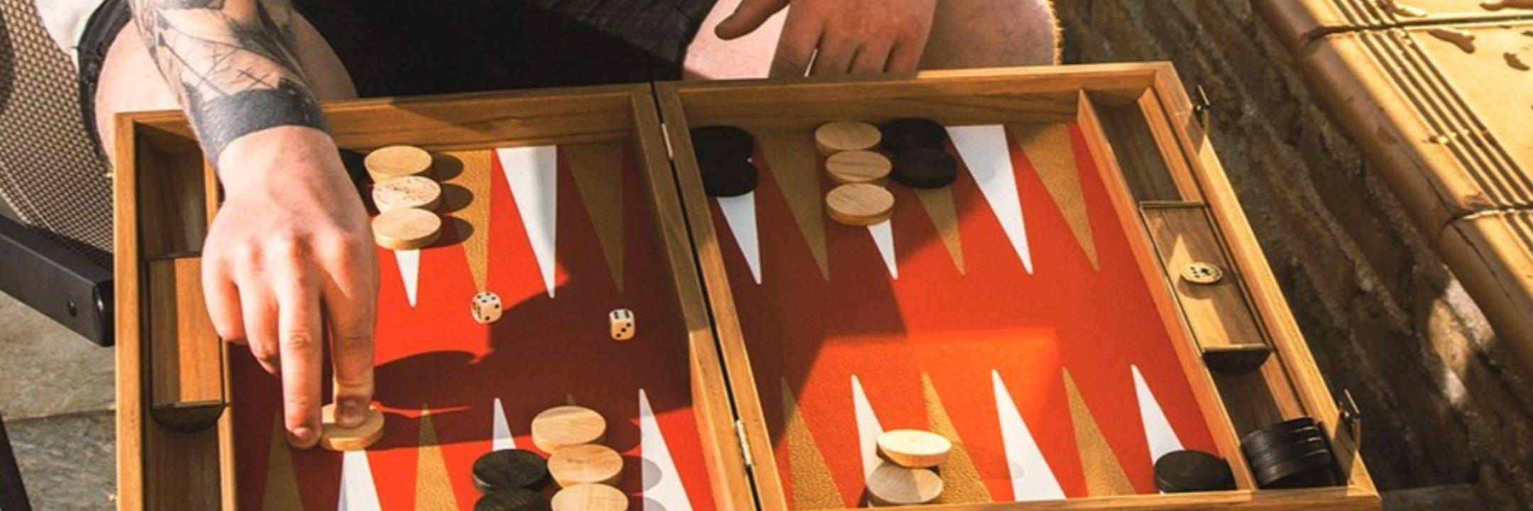 Backgammon – Elegant spilltradisjon med karakter