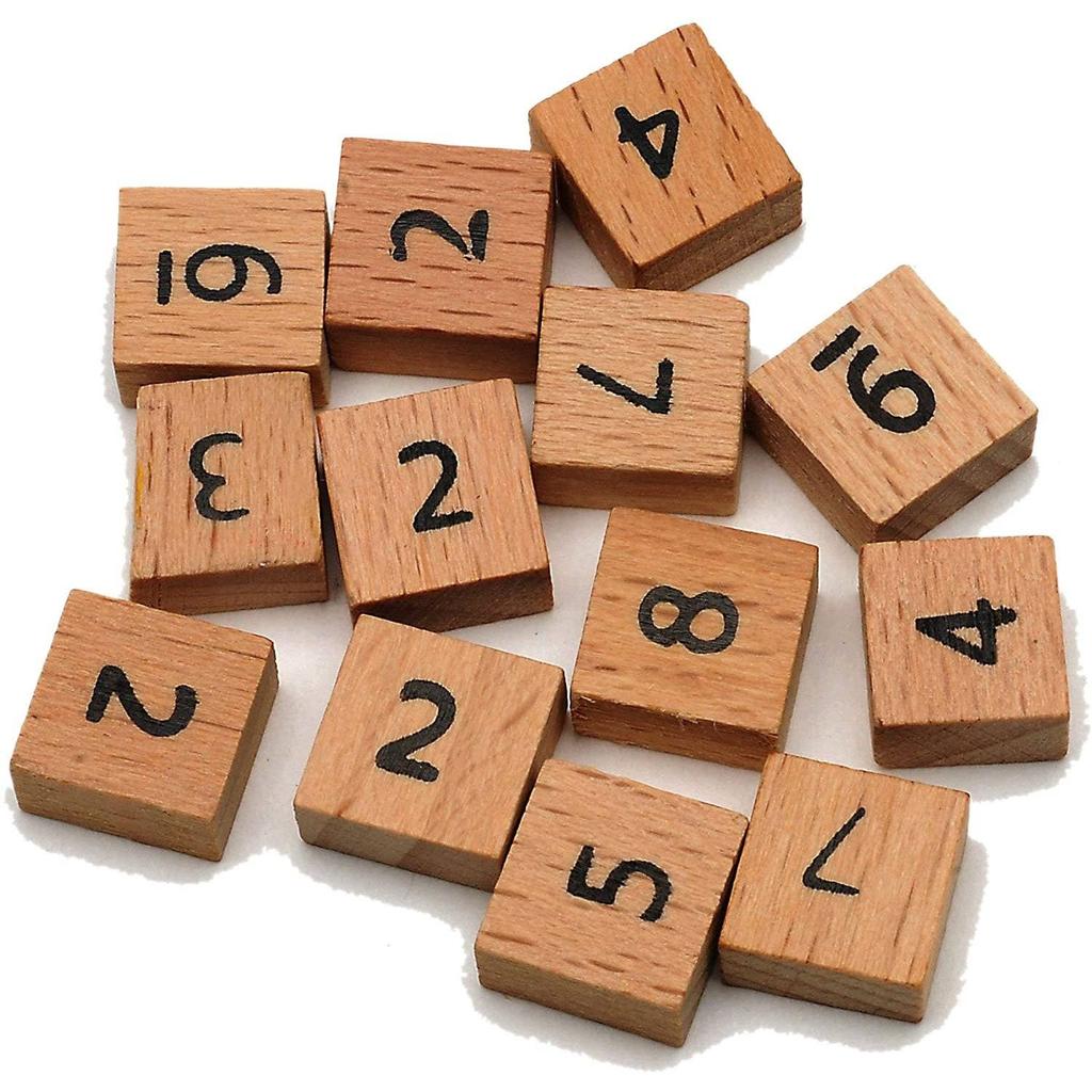 Sudoku i tre – brett med brikker i valnøttfinish | WE Games | Wood Expressions