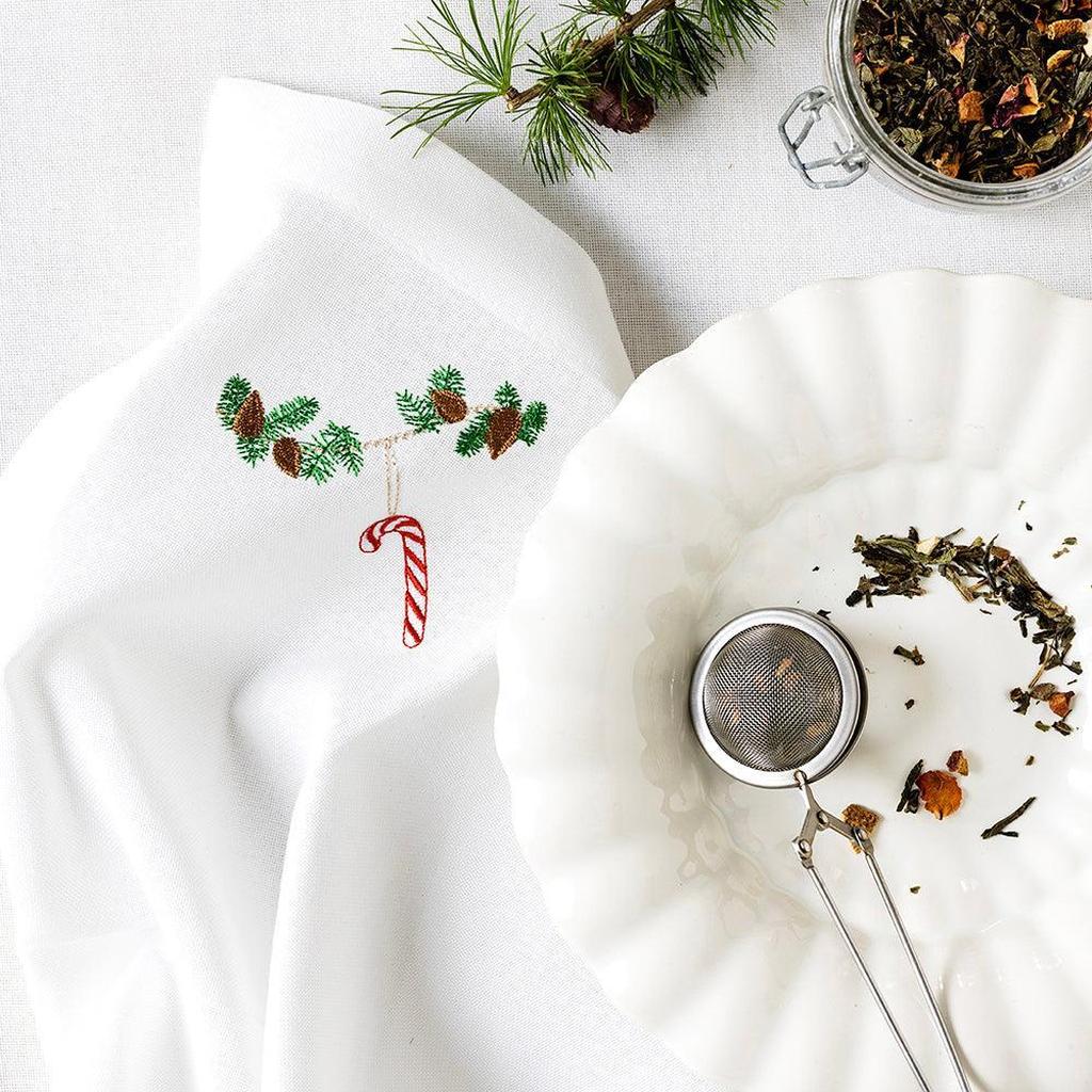 Broderte Servietter I Ekte Flaggduk 6 Stk Jul Langkilde Søn-Langkilde & Søn-Kvalitetstid AS