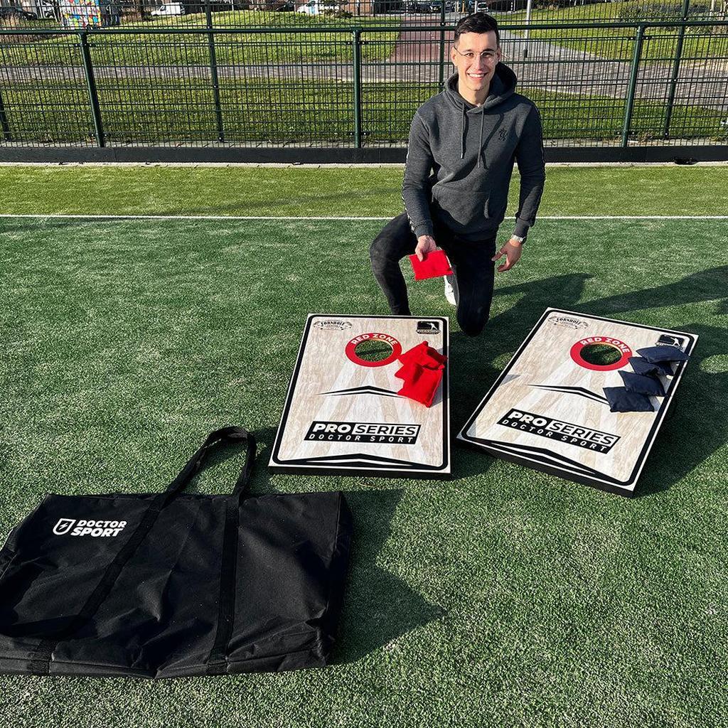 Cornhole Pro Dobbeltsett 90 X 60 Cm Tre Med Lakkert Finish Og Praktisk Transportveske-Kubb-Uber Games-Kvalitetstid AS