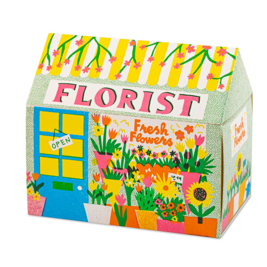 Husformede Safety Matches Med Florist Motiv Fargerik Blomsterprakt Og Nostalgisk Design Fra The Printed Peanut-Archivist Gallery | Europe-Kvalitetstid AS