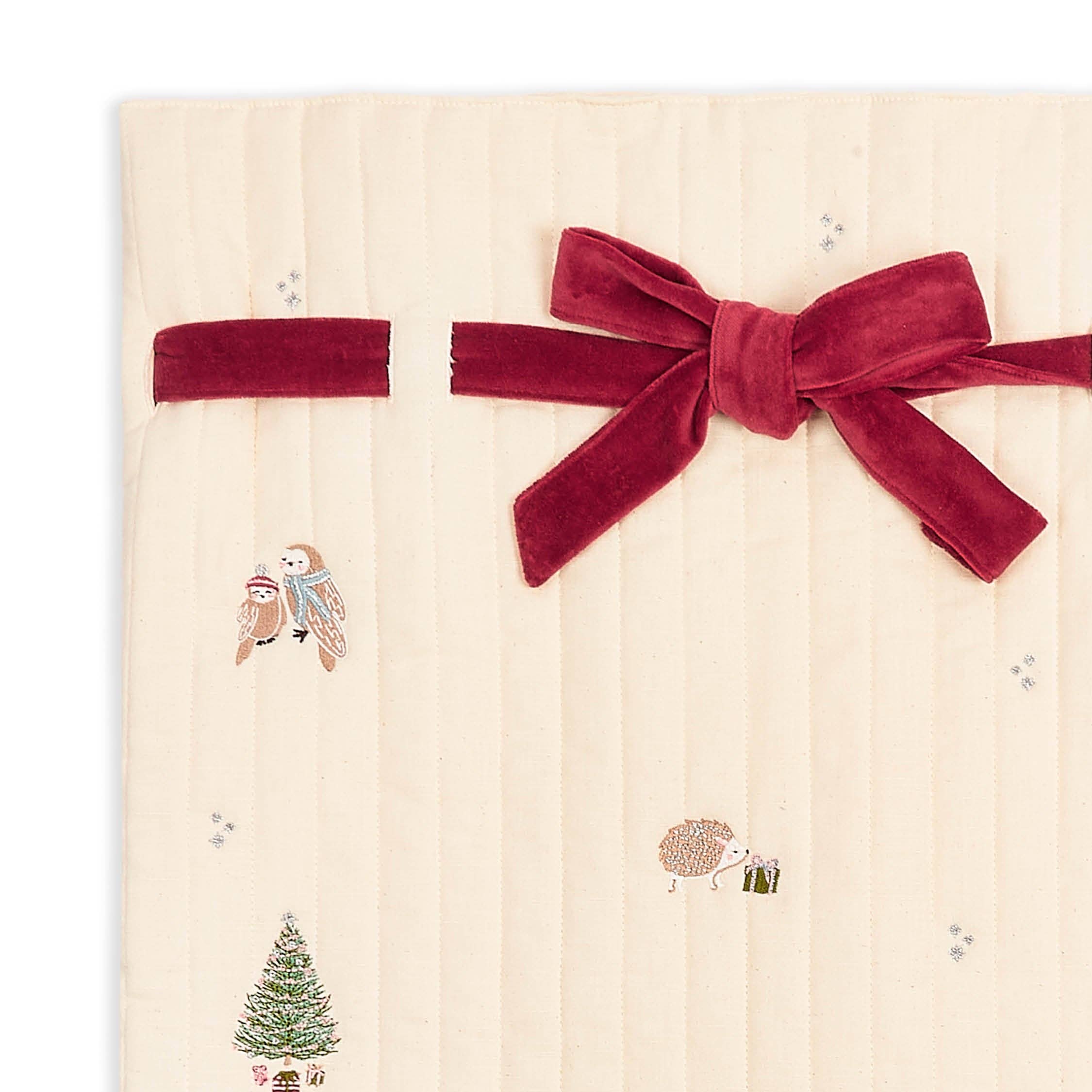 Christmas Present Sack - Polar Bear-Avery Row-Kvalitetstid AS