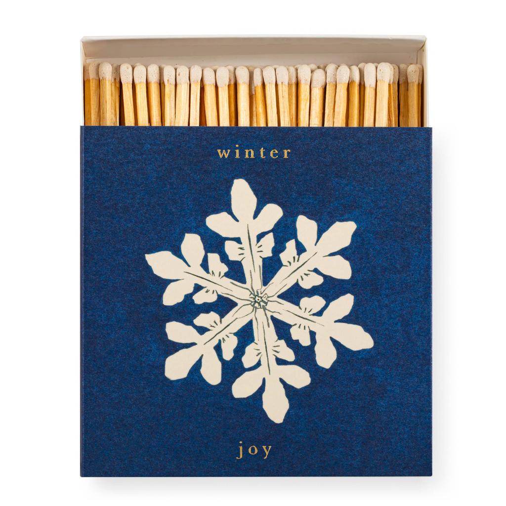 Winter Joy Firkantet Fyrstikkeske Med Sikkerhetsfyrstikker Dyp Blå Bakgrunn Og Gull Tekst Til Jul-Archivist Gallery | Europe-Kvalitetstid AS