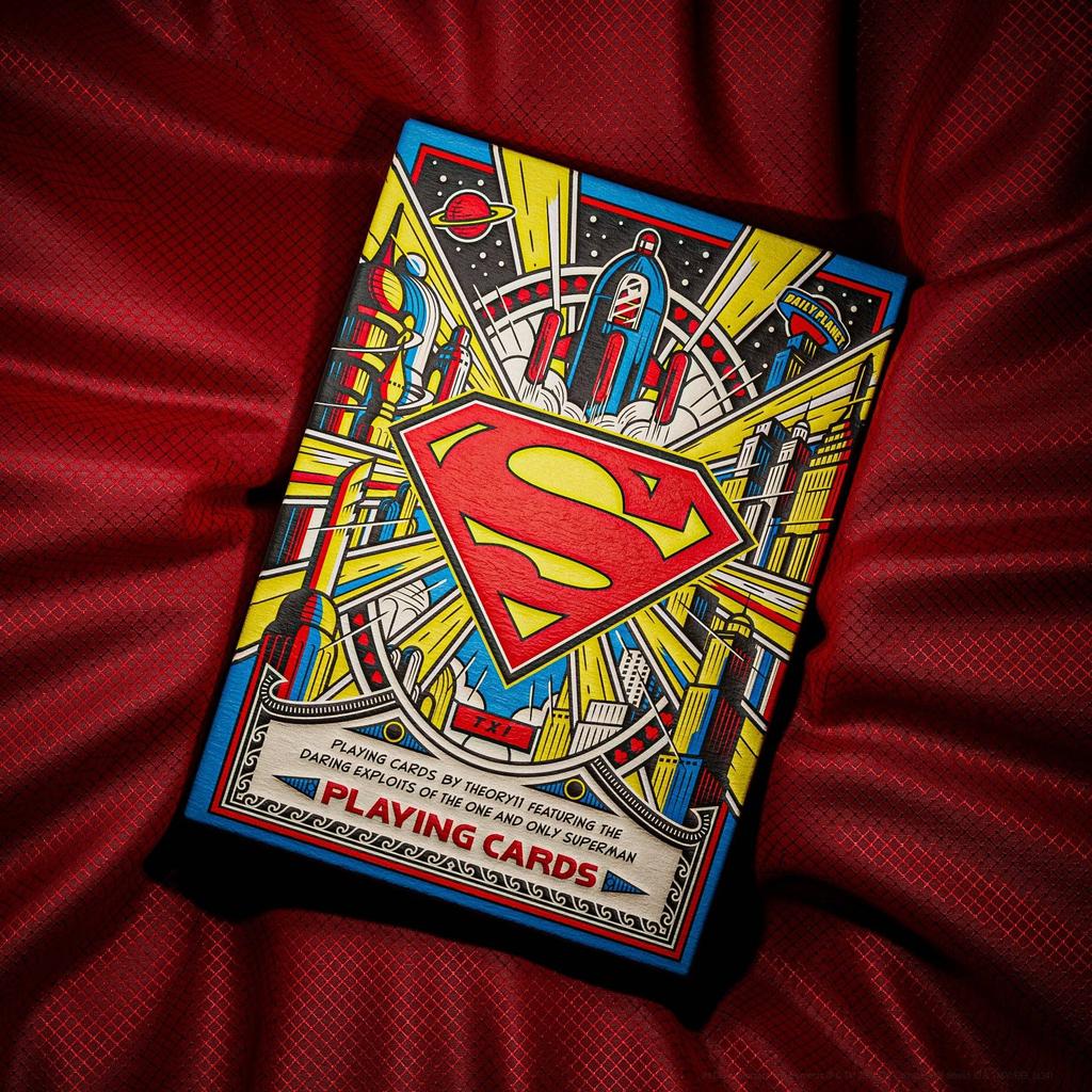 Theory11 Superman Spillekort Med Premium Embossing For Samlere Og Kortspillere DC Golden Age-Kortstokker-Cardshouse-Kvalitetstid AS