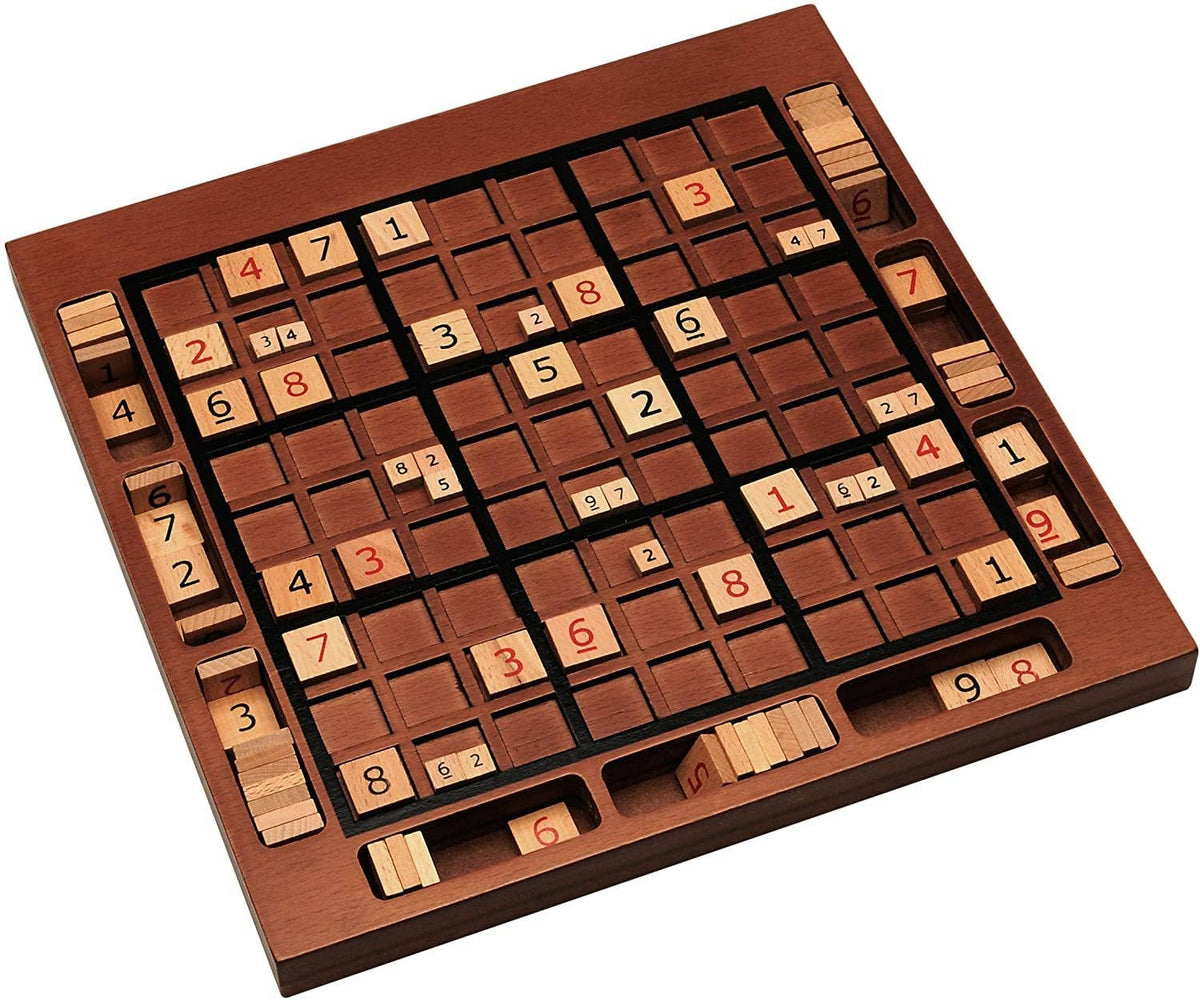 Sudoku i tre – brett med brikker i valnøttfinish | WE Games