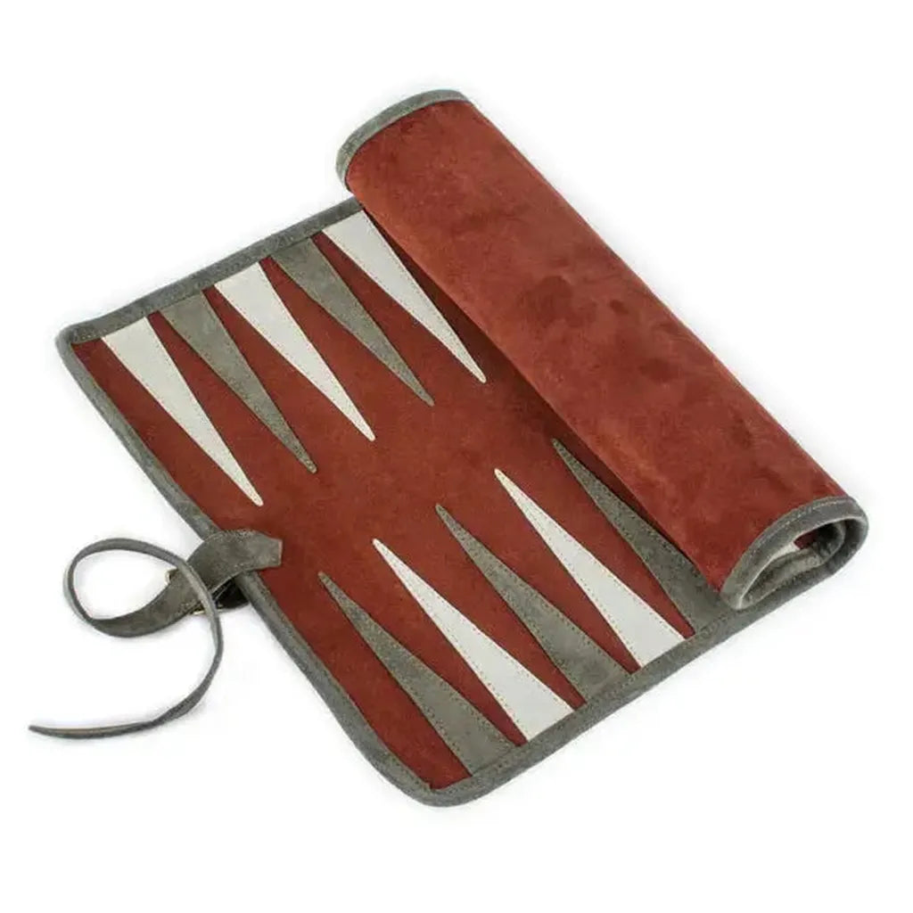 Roll-Up Backgammon | Semsket Skinn | Burgunder-Backgammon-Manopoulos-Kvalitetstid AS