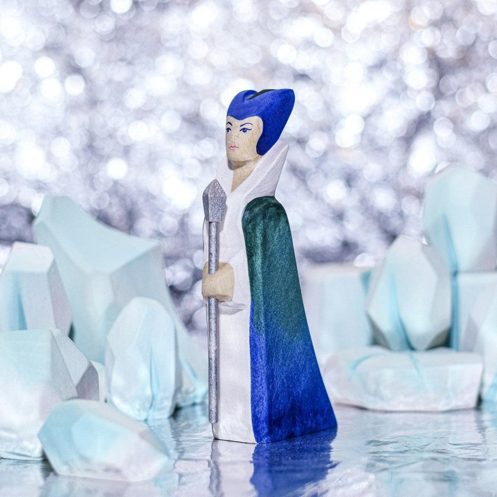 Trefigur | Snødronning, hest og slede | Sett-Trefigurer-Bumbu Toys-Kvalitetstid AS