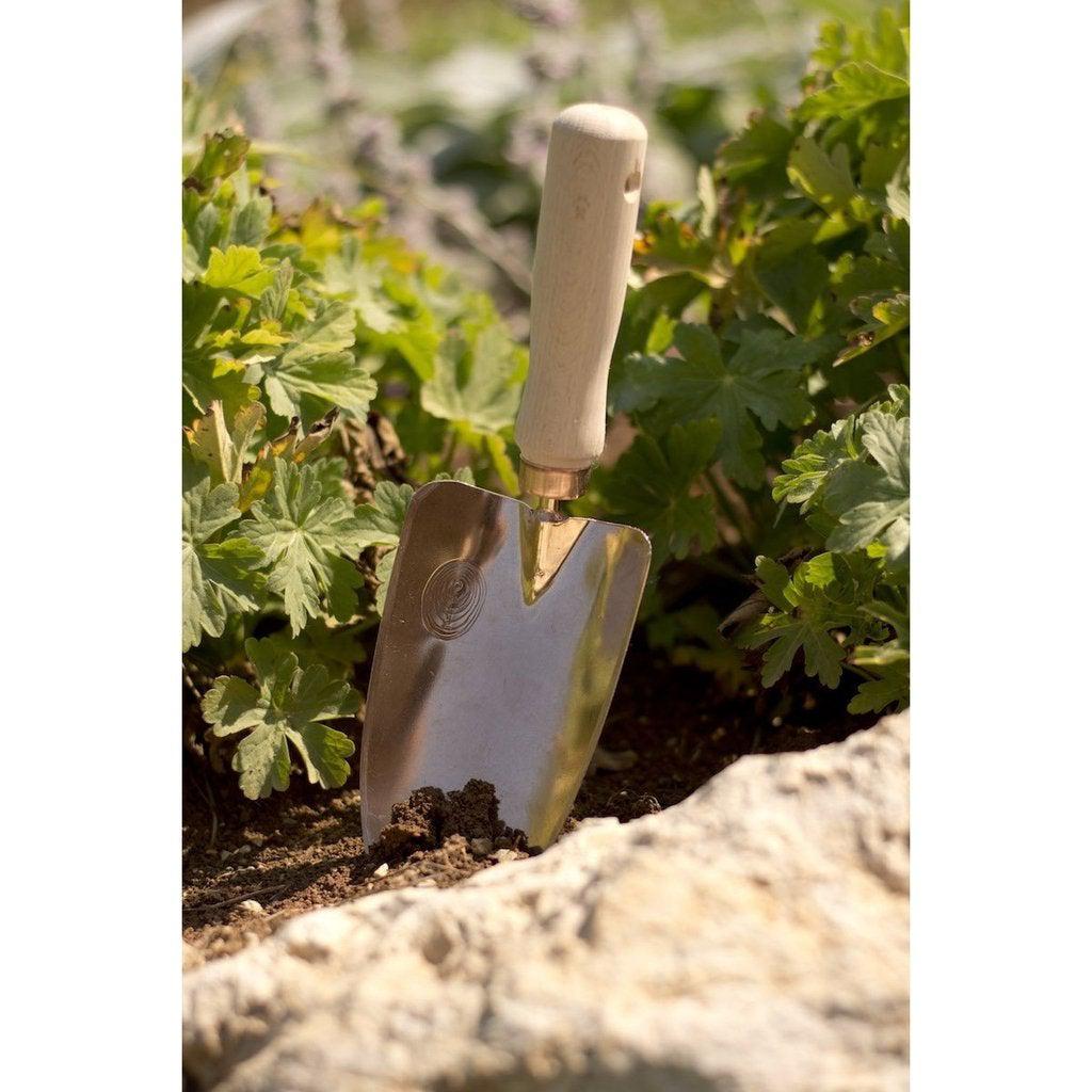 Håndspade i kobber | liten-Hage-OJ Bron-Kvalitetstid AS