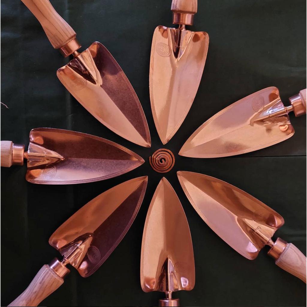 Håndspade i kobber | liten-Håndspader-OJ Bron-Kvalitetstid AS