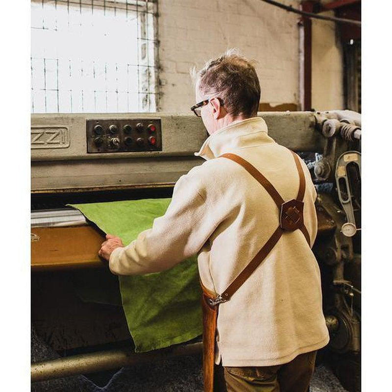 Forkle | Skinnforkle - Full Lengde - Semsket Skinn-Forklær-Bradleys The Tannery-Kvalitetstid AS