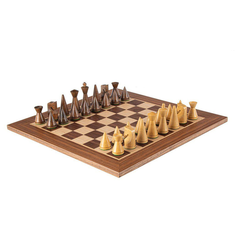WALNUT Chess set 40x40cm (Medium) with Modern Style Chessmen 7.6cm King-Bordspill-Manopoulos-Medium-Kvalitetstid AS