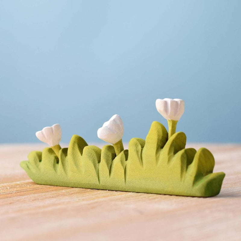Trefigur - Gress m/ hvite blomster-Trefigur-Bumbu Toys-Kvalitetstid AS