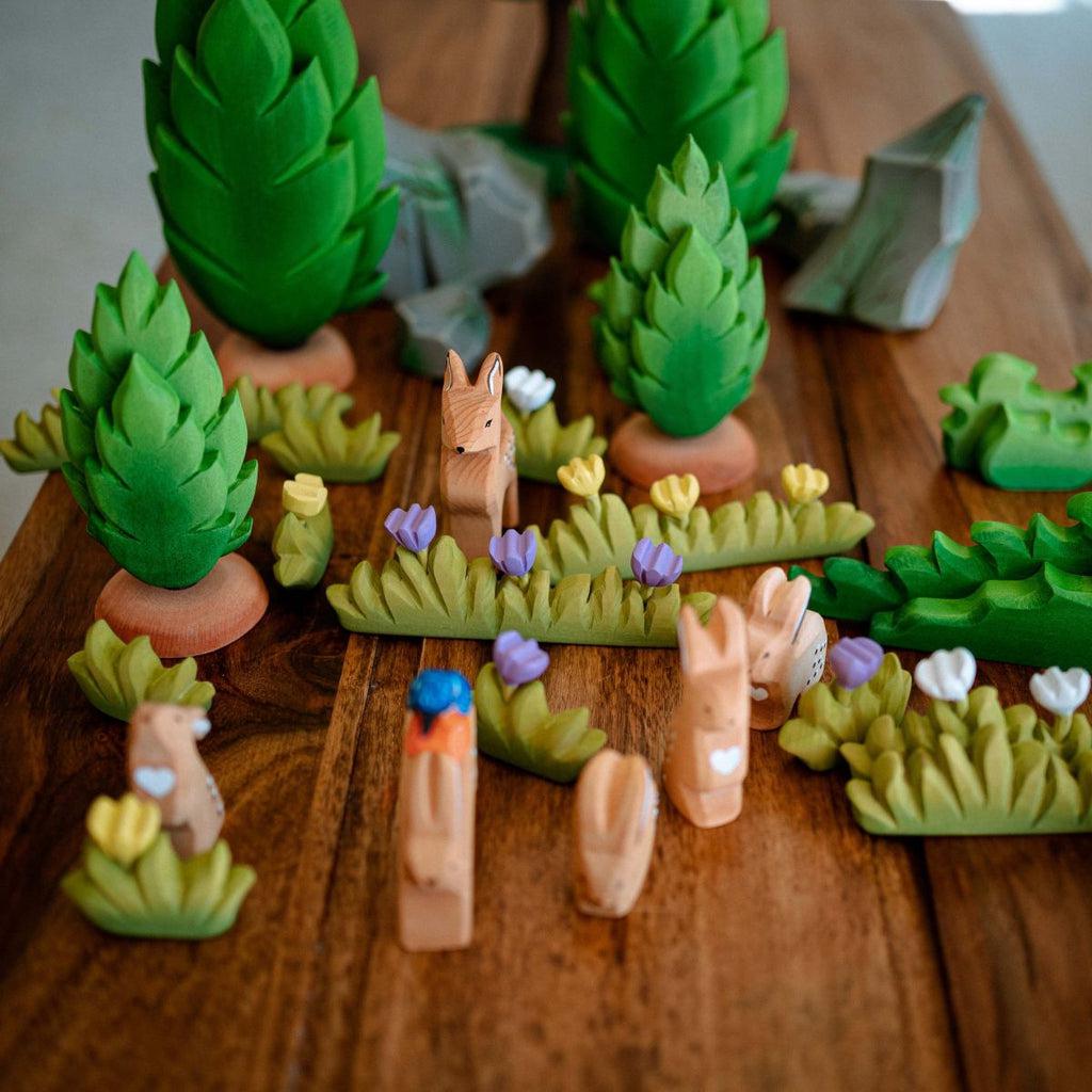 Trefigur - Gress m/ lilla blomster-Trefigur-Bumbu Toys-Kvalitetstid AS