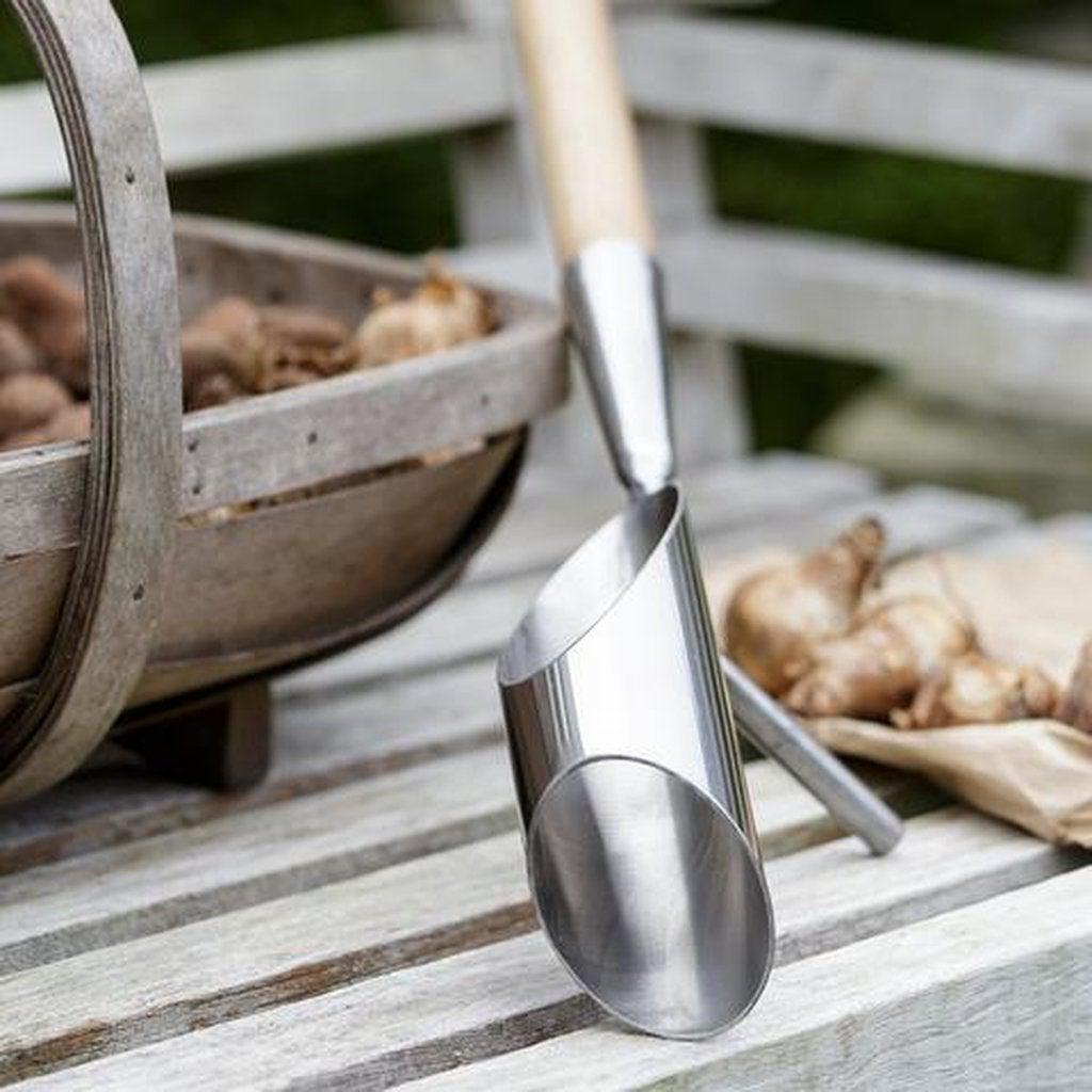 løkspade - langt skaft-Hageredskaper-Burgon & Ball-Kvalitetstid AS