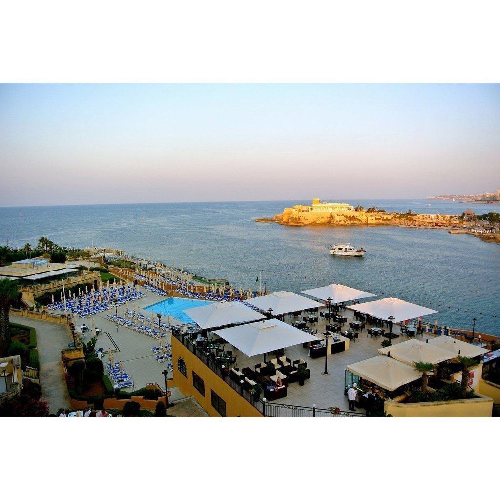 Parasoll Capri | teleskopstang | Dark-Gigantparasoller-Scolaro-5x5-Natur-Uten volanger-Kvalitetstid AS